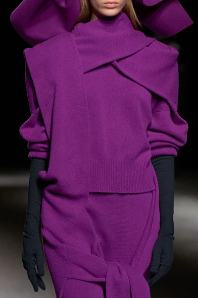 Look 70